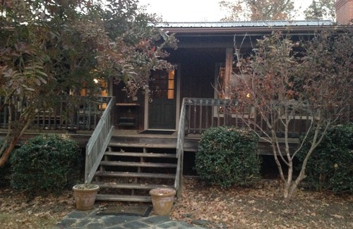 Union Mills House | Welcome to the "Refuge"! .relax, explore, your home away from home!