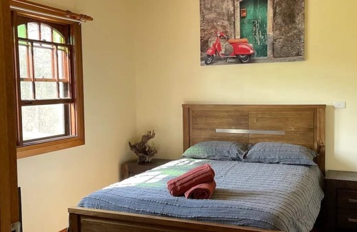 Yellow Rock House | Welcome to The Stables, a mountain retreat.