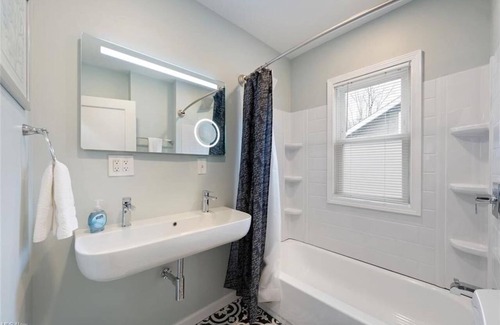 Westlake House | Welcome to the Treasure house!