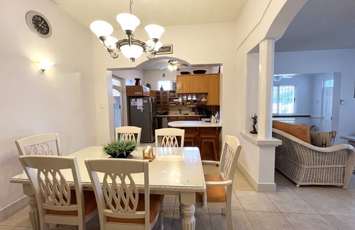 Reeds Bay House | Welcome to the Unpretentious and Breezy Graceville, Steps Away From the Beach