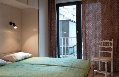 Knokke Apartment | Welcome to this comfortable vacation apartment near the beach with side sea view.
