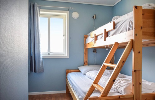 Hervik House | Welcome to this great vacation home in idyllic Liarvåg in Tysvær.