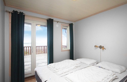 Hervik House | Welcome to this great vacation home in idyllic Liarvåg in Tysvær.