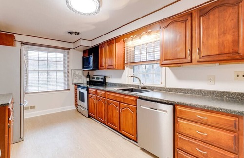 Towson House | Welcome To Tigertown! 4 Bd House