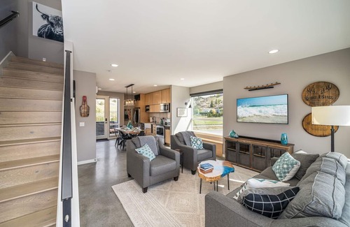 Chelan House | Welcome to Whiskey Business at Lake Chelan