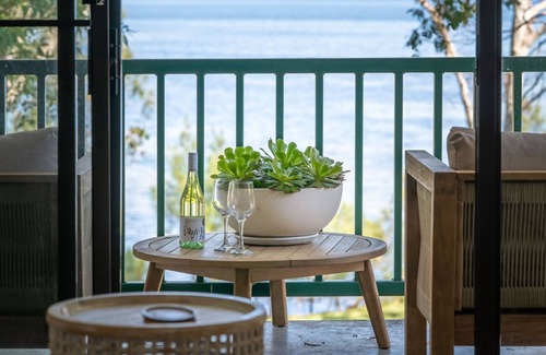 Sanctuary Point House | Welcome to your Waterfront Retreat in Sanctuary Point - Book 3 nights, pay for 2!