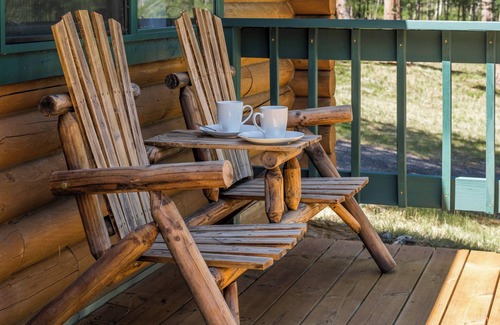 Bailey Cabin | Welcome to your home away from home!