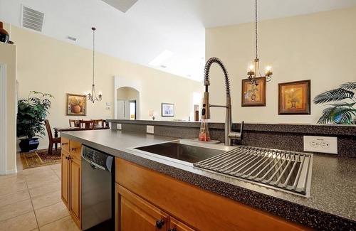Tuscan Hills House | Welcome to your "Home away from Home" at Villa Bermudiana, minutes from Disney!