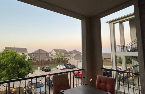 Pflugerville Apartment | Welcome to Your Stylish Austin Getaway – Where Comfort Meets Convenience!