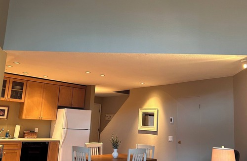 Birch Bay Condo | Welcoming 2-bedroom condo close to the beach in charming Birch Bay.