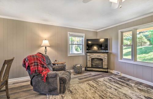 Boone House | Welcoming Boone Getaway Near Hiking and Skiing!