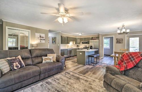 Boone House | Welcoming Boone Getaway Near Hiking and Skiing!