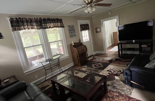 Eagle Bay Cottage | Welcoming Eagle Bay Cottage — 2 min walk to private Fourth Lake beach!