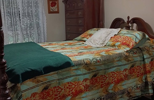 Hattiesburg Other | Welcoming farmhouse with AC in charming Hattiesburg
