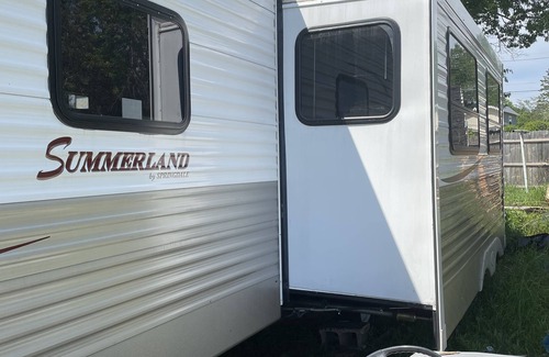 Menominee House | Welcoming RV - NFL DRAFT SPECIAL!- in charming Menominee