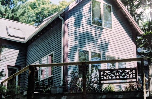 Mac Mahan House | Welcoming vacation home offers a private setting on the water's edge