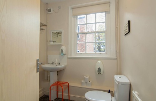 Bootle House | Well equipped large triple/family room 6@The Jolly