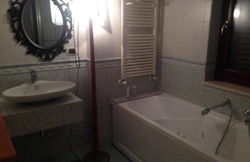 Trani Apartment | Well-furnished apartment near the center and the waterfront