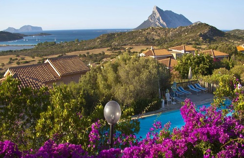 Tiriddo Apartment | Well-kept apartment with balcony or terrace near the sea