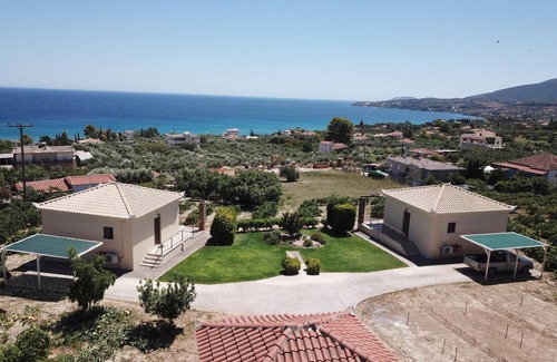 Pylos-Nestoras House | Well-kept, idyllically situated vacation home above the Zaga beach near Koroni i