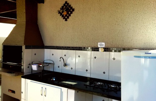Estufa I House | Well located house with swimming pool, 7 minutes drive from Praia Grande in Ubatuba