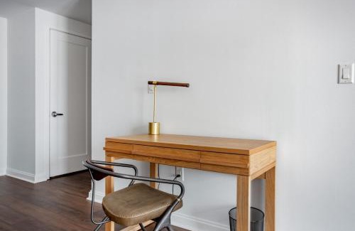 East Cambridge Apartment | Well-located Kendall Sq 1BR w balcony BOS-389