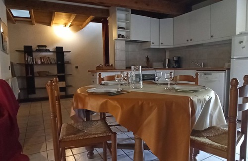 Gedre House | Well located spacious home.