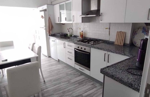 Odunpazarı Apartment | Well-Maintained 2+1 Apartment in the Center