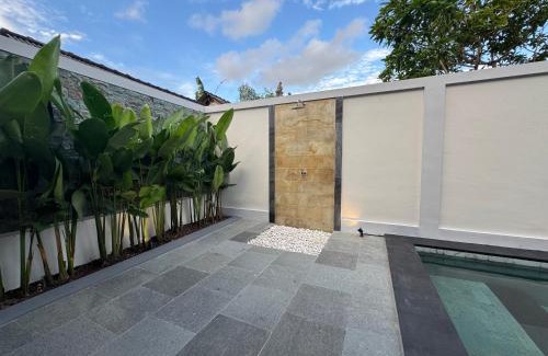 Nusa Tenggara Villa | Well's Bali Villa