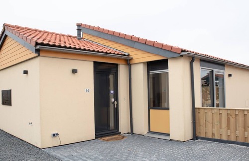 Zevenhuizen House | Wellness Bungalow with whirlpool and sauna