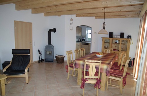 Krummhoern House | Wellness House for 8 pers. with sauna and fireplace, carport and patio