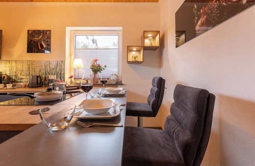 Habscheid Apartment | Wellness-suite mit Eingezäunten Garten/Eifel/wellness/whirlpool/für Paare