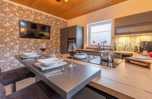 Habscheid Apartment | Wellness-suite mit Eingezäunten Garten/Eifel/wellness/whirlpool/für Paare