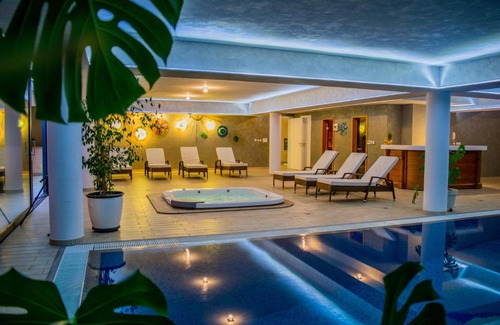 Hreljin Villa | Wellness Villa Biocrystal with heated indoor pool, private spa, tennis court and fitness