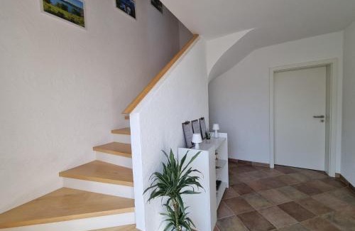 Dreis-Bruck House | Wellnesshaus Dorfblick mit Outdoor-Jacuzzi und Infrarotkabine, NEU!