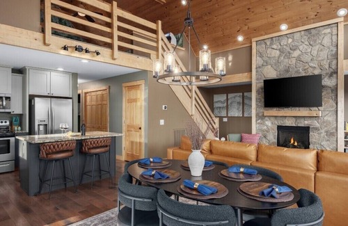 Bryson City Cabin | Wengen Chalet - Outdoor Theater, Views, Sauna, Cold Plunge, Hot tub, Firepit