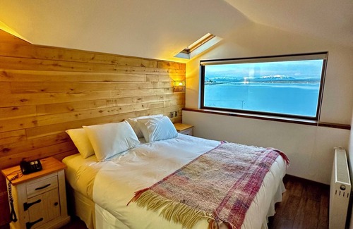 Puerto Natales Cabin | Weskar Patagonian Lodge