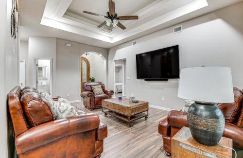 Weslaco House | Weslaco Home with Fenced Yard 2 Mi to Downtown