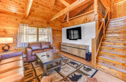 Deposit House | West Branch Delaware River Cozy Cabin Retreat!
