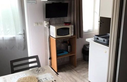 Perros-Guirec Ski Chalet | WEST CAMPING * - Chalet 16m2 - 1 bedroom (without shower) 2 persons
