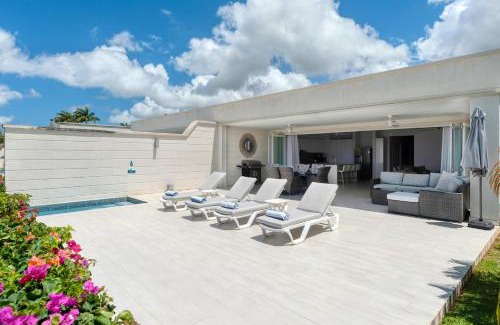 Mount Standfast Villa | West Coast 2 Bed Sea View Westmoreland Hills Villa