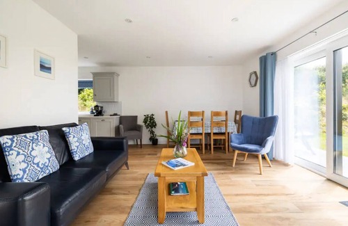 Ardfield House | West Cork Escape, Clonakilty on the Wild Atlantic Way, 5 mins from beach! n