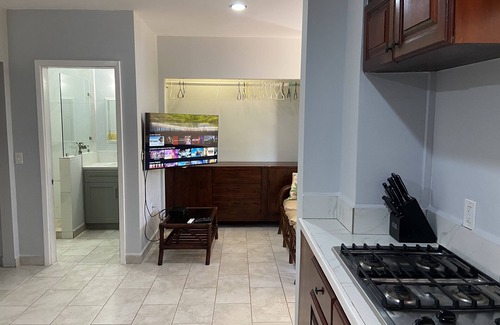 Half Moon Bay House | West End, right around the corner, near everywhere you want to be.