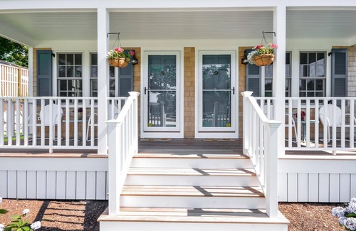 West Falmouth House | West Falmouth Cottage in the Heart of This Historic Village.