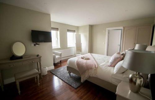 Doolin House | West Haven House