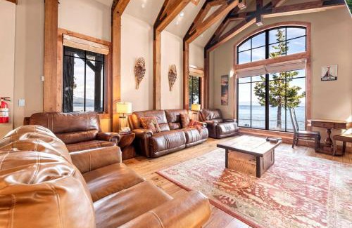 Homewood House | West Lake Serenity with 180-Degree Lake Views
