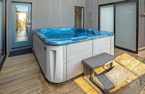 Sea Ranch House | West Meadow