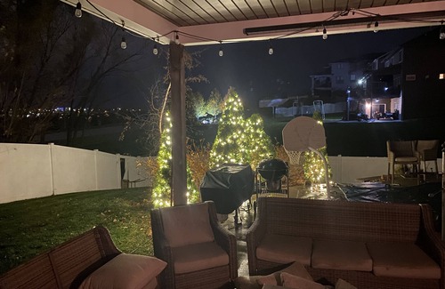 Omaha House | West Omaha home with pool/hot tub/arcade/table games. Two minutes from Dodge St.