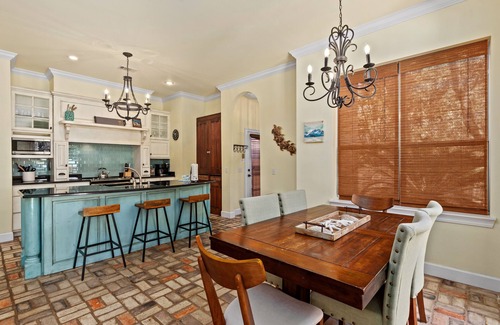 Summer Breeze House | West PCB Upscale Home w/Splash Pool SUPER Close to Beach & Golf Cart