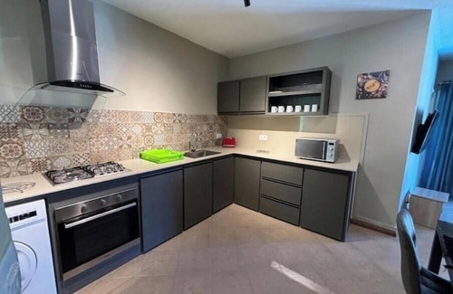 La Mivoie Apartment | West Riviera - nCentrally Located Apartment close to the beach with breakfast.